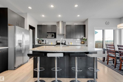 4286 126A Avenue, Edmonton, AB - Indoor Photo Showing Kitchen With Upgraded Kitchen