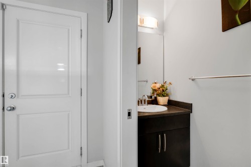 4286 126A Avenue, Edmonton, AB - Indoor