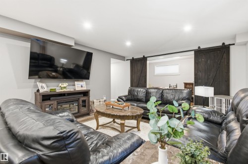 46 Longview Crescent, Spruce Grove, AB - Indoor