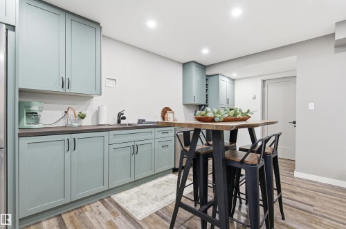 46 Longview Crescent, Spruce Grove, AB - Indoor Photo Showing Other Room