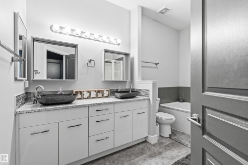 46 Longview Crescent, Spruce Grove, AB - Indoor Photo Showing Bathroom