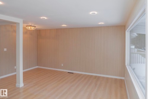 13711 133 Avenue, Edmonton, AB - Indoor Photo Showing Other Room