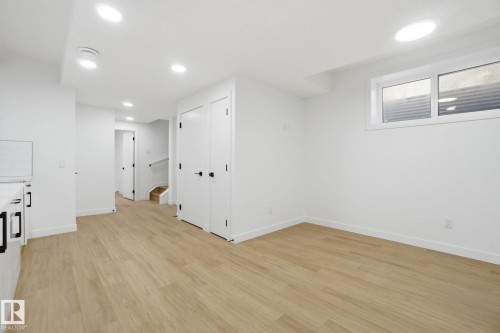 10124 82 Street, Edmonton, AB - Indoor Photo Showing Other Room