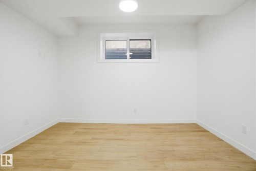 10124 82 Street, Edmonton, AB - Indoor Photo Showing Other Room