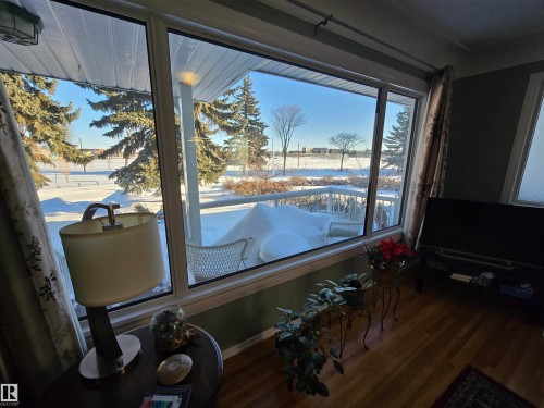 11303 113A Avenue Nw, Edmonton, AB - Indoor Photo Showing Other Room