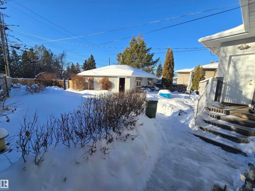 11303 113A Avenue Nw, Edmonton, AB - Outdoor