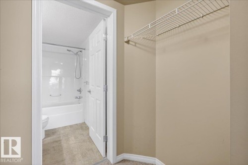408 636 Mcallister Loop, Edmonton, AB - Indoor Photo Showing Bathroom