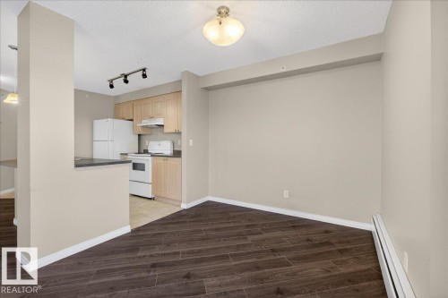 408 636 Mcallister Loop, Edmonton, AB - Indoor