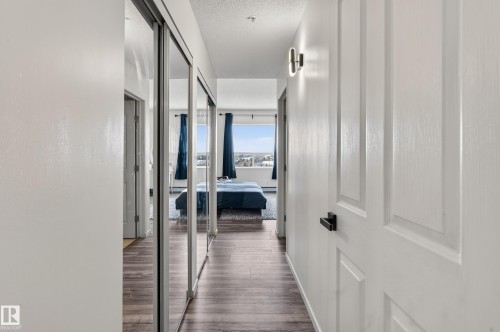 704 9707 105 Street, Edmonton, AB - Indoor Photo Showing Other Room
