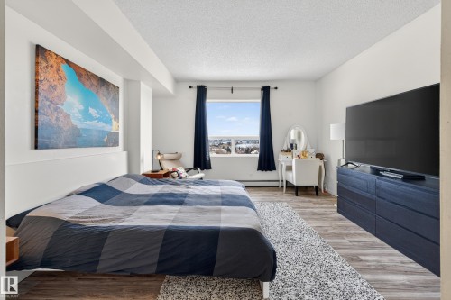 704 9707 105 Street, Edmonton, AB - Indoor Photo Showing Bedroom