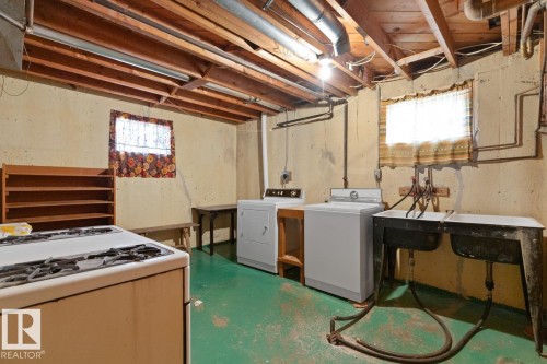 13611 119 Avenue, Edmonton, AB - Indoor Photo Showing Laundry Room