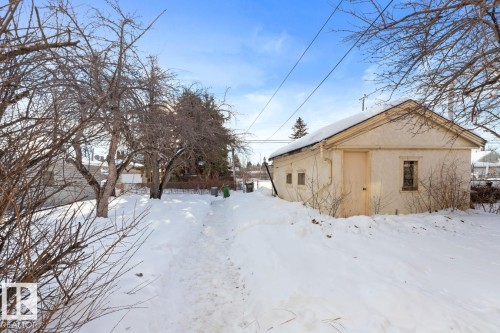 13611 119 Avenue, Edmonton, AB - Outdoor