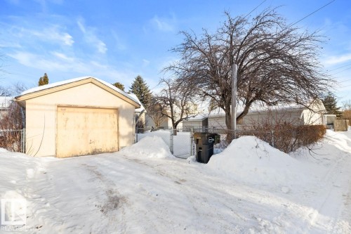 13611 119 Avenue, Edmonton, AB - Outdoor