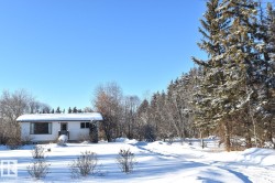 5432 50 Street  Vilna, AB T0A 2C0