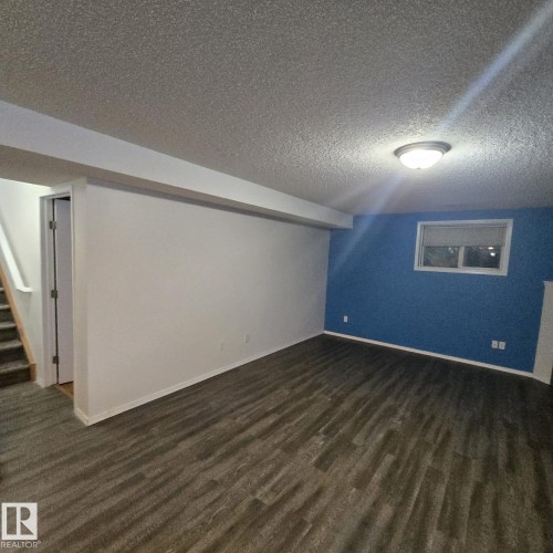 270 Dunvegan Road, Edmonton, AB - Indoor Photo Showing Other Room