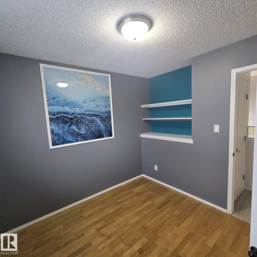 270 Dunvegan Road, Edmonton, AB - Indoor Photo Showing Other Room