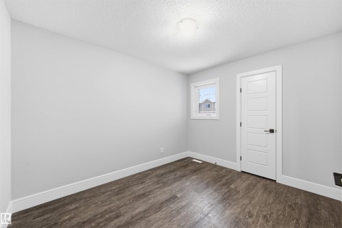 281 Desrochers Boulevard Sw, Edmonton, AB - Indoor Photo Showing Other Room