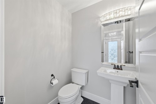 281 Desrochers Boulevard Sw, Edmonton, AB - Indoor Photo Showing Bathroom