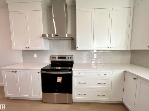 61 Sienna Boulevard, Fort Saskatchewan, AB - Indoor Photo Showing Other Room