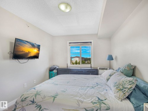 404 270 Mcconachie Drive, Edmonton, AB - Indoor Photo Showing Bedroom