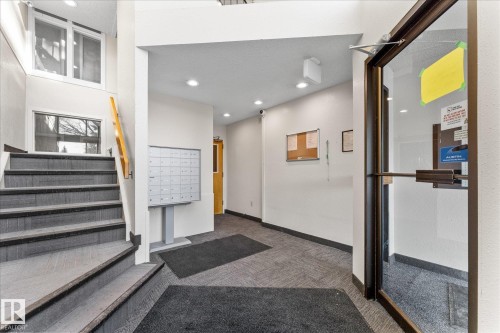 209 70 Alpine Place, St. Albert, AB - Indoor Photo Showing Other Room