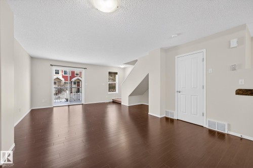 48 5604 199 Street, Edmonton, AB - Indoor Photo Showing Living Room