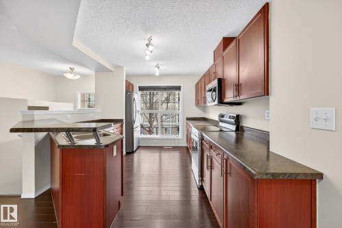 48 5604 199 Street, Edmonton, AB - Indoor Photo Showing Kitchen With Double Sink
