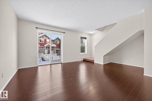 48 5604 199 Street, Edmonton, AB - Indoor Photo Showing Living Room