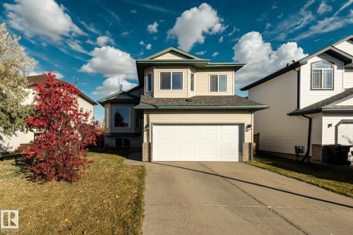 40 DEER PARK Boulevard  Spruce Grove, AB T7X 3J6