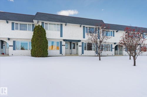 11443 22 Avenue, Edmonton, AB -  With Facade