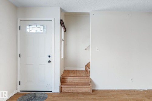 11443 22 Avenue, Edmonton, AB - Indoor Photo Showing Other Room