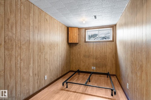 11443 22 Avenue, Edmonton, AB - Indoor Photo Showing Other Room