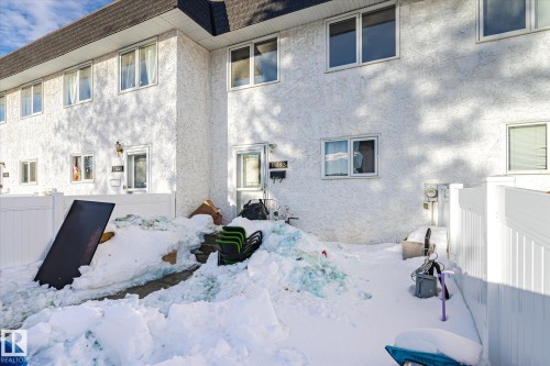 11443 22 Avenue, Edmonton, AB - Outdoor