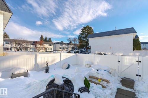 11443 22 Avenue, Edmonton, AB - Outdoor