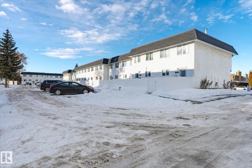 11443 22 Avenue, Edmonton, AB - Outdoor