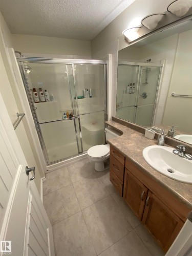 319 17415 99 Avenue Nw, Edmonton, AB - Indoor Photo Showing Bathroom
