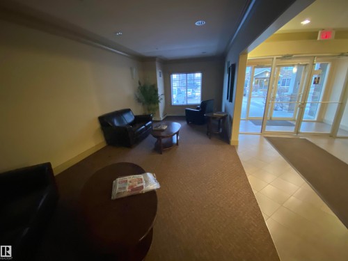 319 17415 99 Avenue Nw, Edmonton, AB - Indoor Photo Showing Other Room