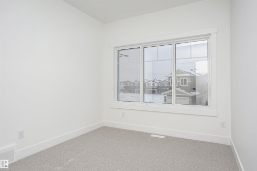 804 Elderberry Crest, Edmonton, AB - Indoor Photo Showing Other Room