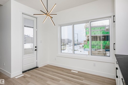 804 Elderberry Crest, Edmonton, AB - Indoor Photo Showing Other Room