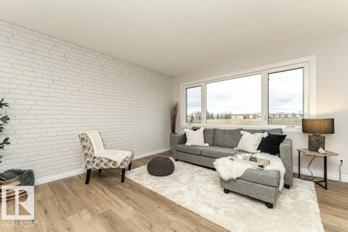 13229 85 Street, Edmonton, AB - Indoor Photo Showing Living Room