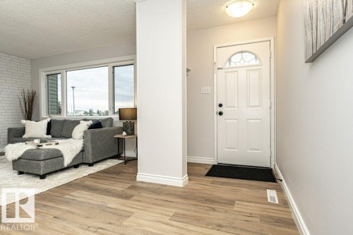 13229 85 Street, Edmonton, AB - Indoor