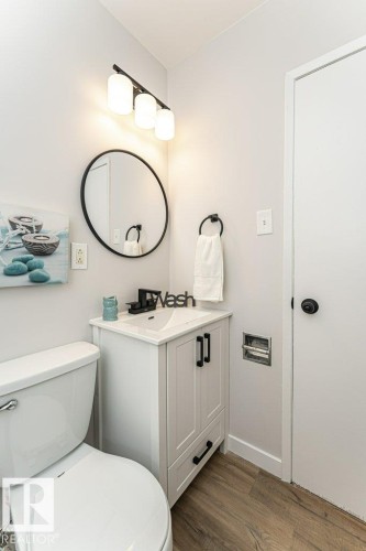 13229 85 Street, Edmonton, AB - Indoor Photo Showing Bathroom