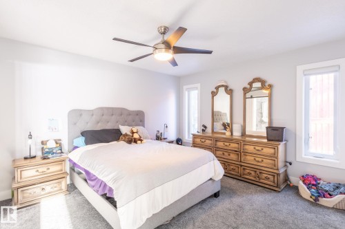 8515 24 Avenue, Edmonton, AB - Indoor Photo Showing Bedroom