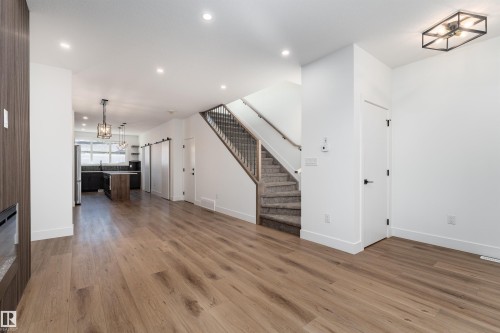 12031 124 Street, Edmonton, AB - Indoor Photo Showing Other Room