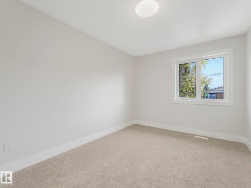 11219 125 Street, Edmonton, AB - Indoor Photo Showing Other Room