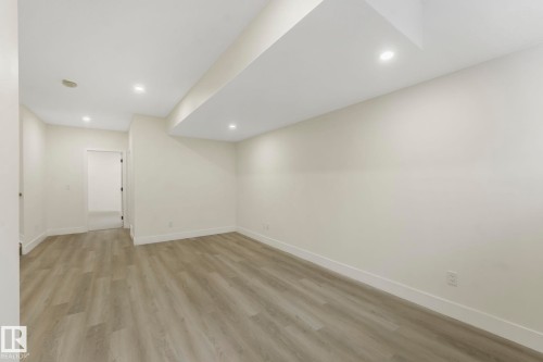 11219 125 Street, Edmonton, AB - Indoor Photo Showing Other Room