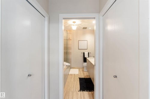 108 2504 109 Street, Edmonton, AB - Indoor