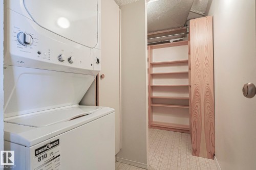 302 8340 Jasper Avenue Nw, Edmonton, AB - Indoor Photo Showing Laundry Room