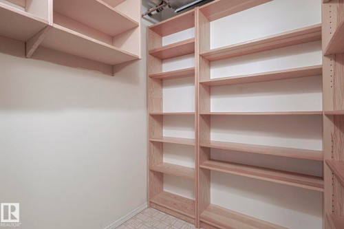 302 8340 Jasper Avenue Nw, Edmonton, AB - Indoor With Storage