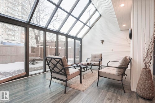 302 8340 Jasper Avenue Nw, Edmonton, AB - Indoor Photo Showing Other Room